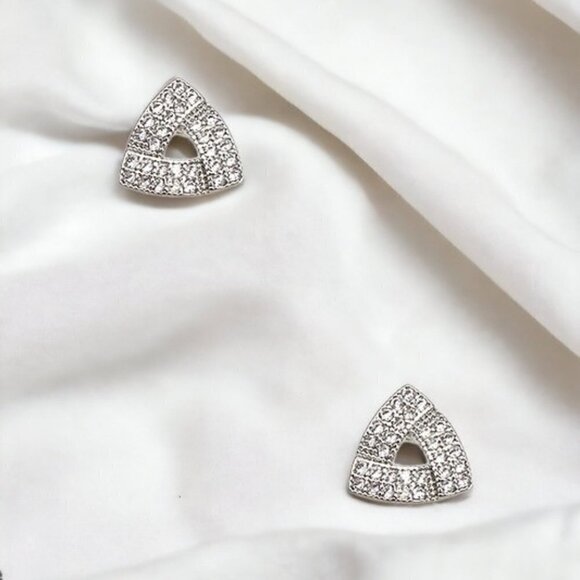 CLARETTE SILVER RHINESTONE TRIANGLE STUD EARRINGS - Picture 1 of 1